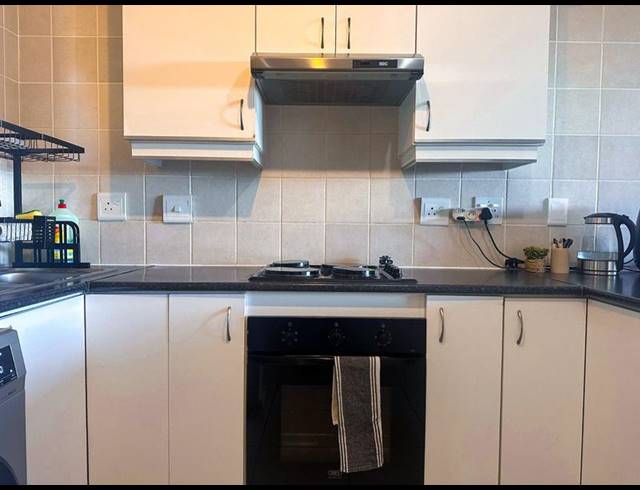 2 BEDROOM APARTMENT FOR SALE IN FAIRVIEW GOLF ESTATE